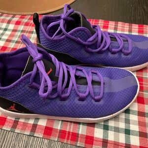 Nike Jordan Reveal GG Sneakers- Youth 6